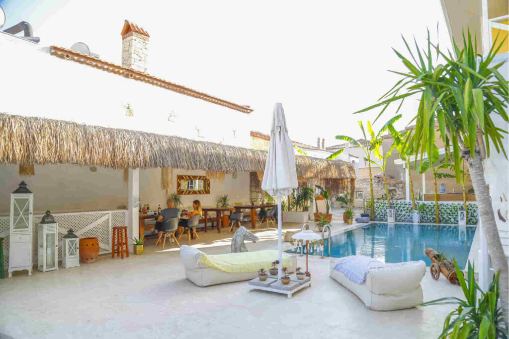 Adacan Hotel